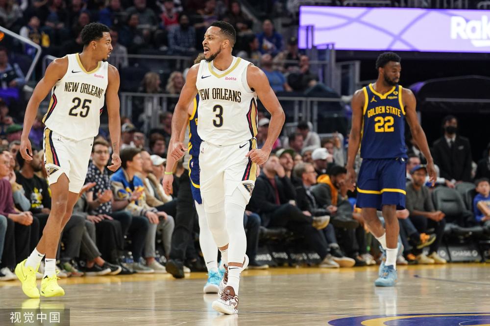 在客场上演 在客场上演